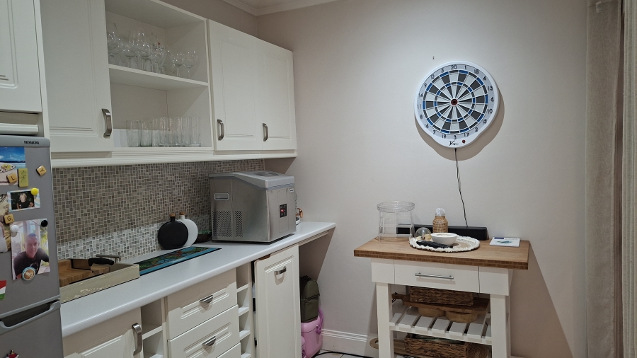 4 Bedroom Property for Sale in Gonubie Eastern Cape